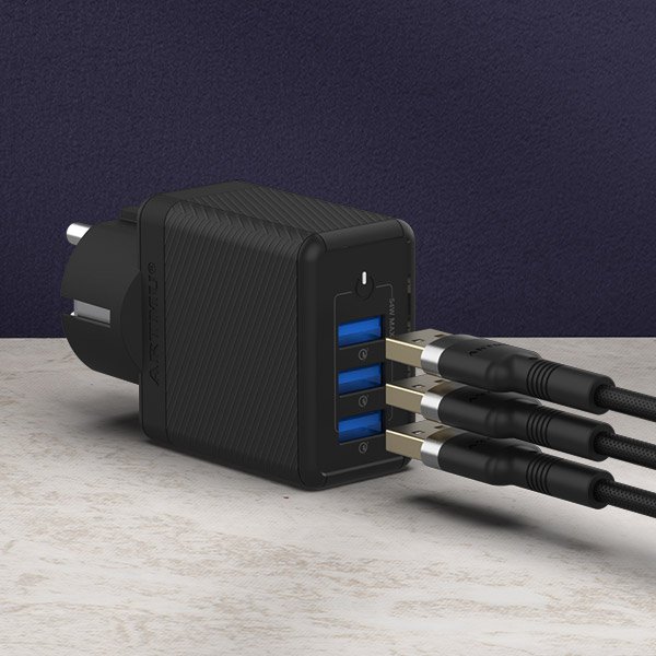 3포트 퀵차지3.0 GaN 접지 고속 멀티 충전기 54W GQ110 블랙 상세 이미지 2