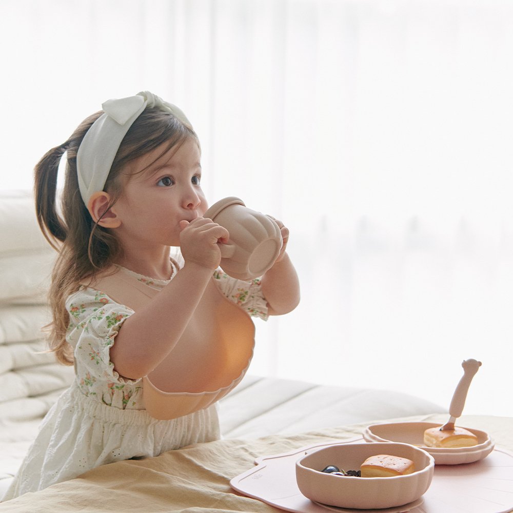 티지엠 호박단지 역류방지 양손컵 자기주도 이유식 아기컵 빨대컵 세척솔포함 상세 이미지 2